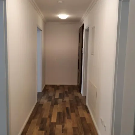 Mehrfamilien Haus Apartment